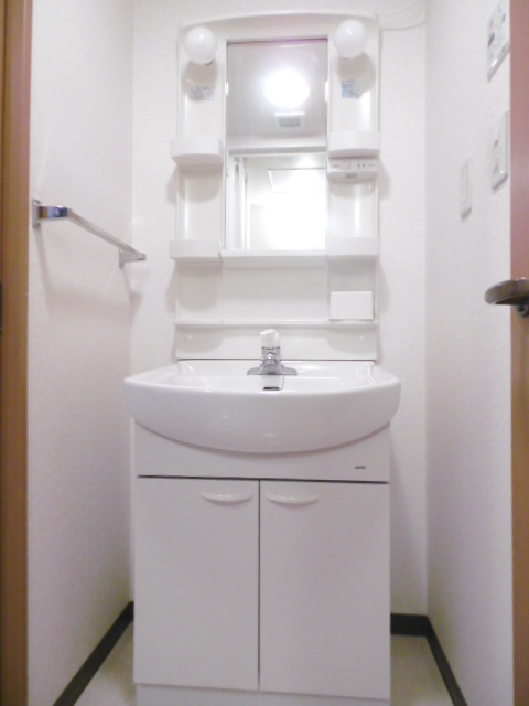 ルプティベベ0305号室 独立洗面台