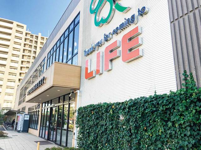 ガーラ・アヴェニュー東大島3階 ライフ東砂店