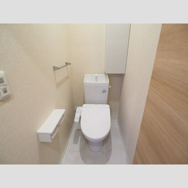 ルミエール206号室 トイレ