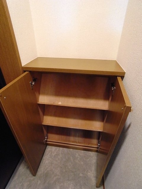 アヴァンティ哲学堂公園 靴入