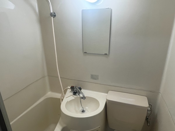 ハイツ井上107号室 洗面