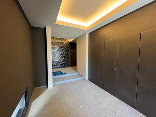 Adachi Liner Toneri Residence エントランス