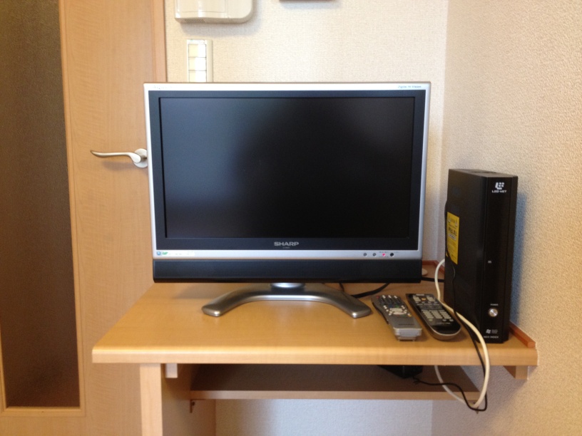 レオパレス大宮公園102号室 シューズボックス