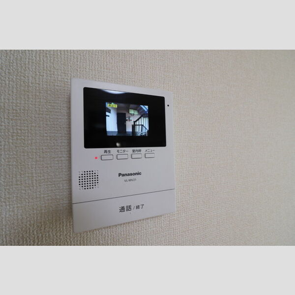 ピュアコート　(3)参番館201号室 TVインターホン