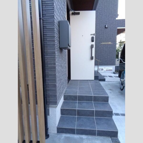 エスペランサ蒲田102号室 102号室　エントランス