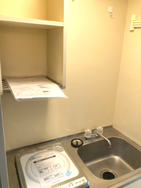 ファインライフ平塚302号室 キッチン