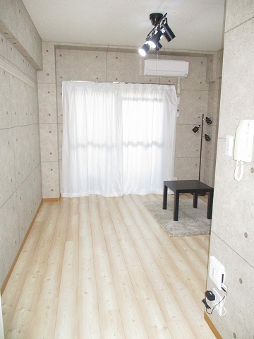 PRIM ROSE・M壱番館1階 同建物別部屋の参考画像