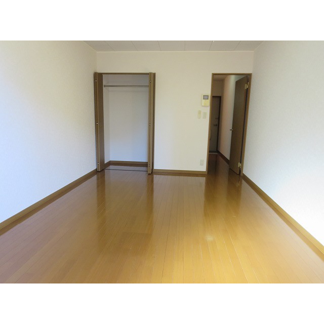 アムール グリーンビレッジⅢ105号室 内観