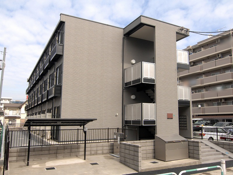 レオパレスグランダームの外観画像