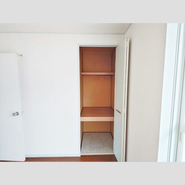 グランドールミツトヨ205号室 収納