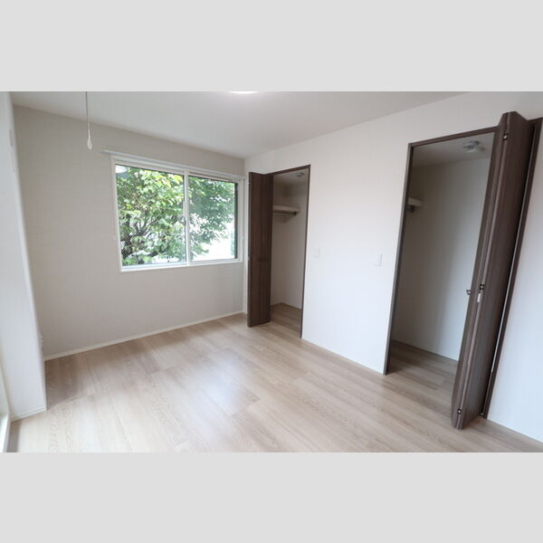 フレラウム203号室 洋室