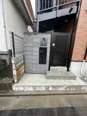 ベイルーム本厚木グラン301号室 エントランス