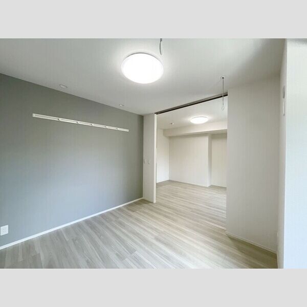 レグルス105号室 洋室①5.3帖