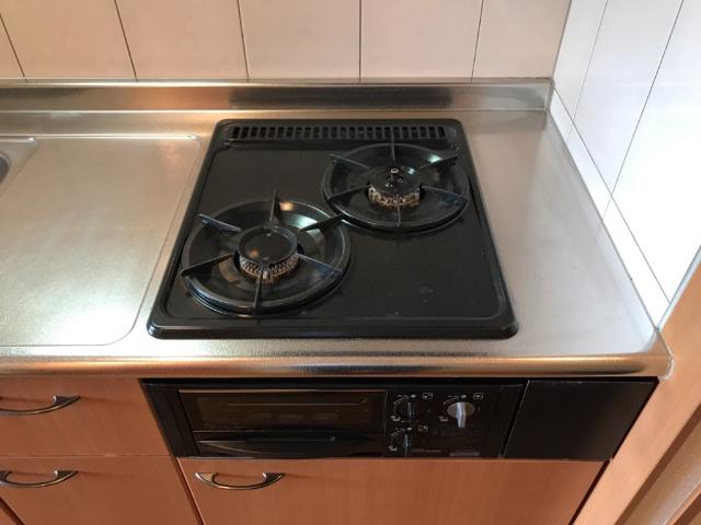 フルール・ド・スリジェ キッチン