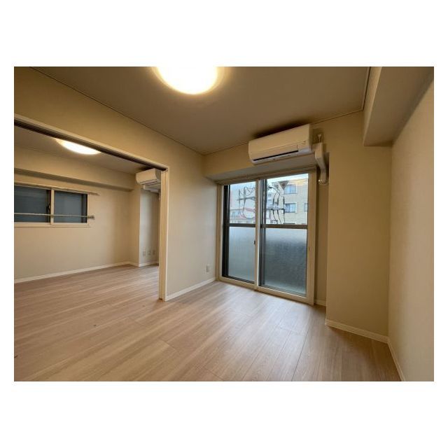 ミリアレジデンス池上 リビング