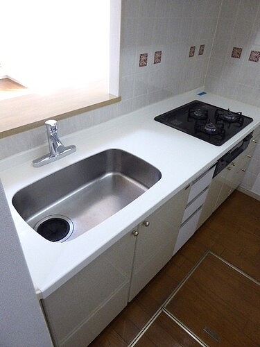 ライオンズタワー片瀬江ノ島 キッチン　※2023年1月撮影