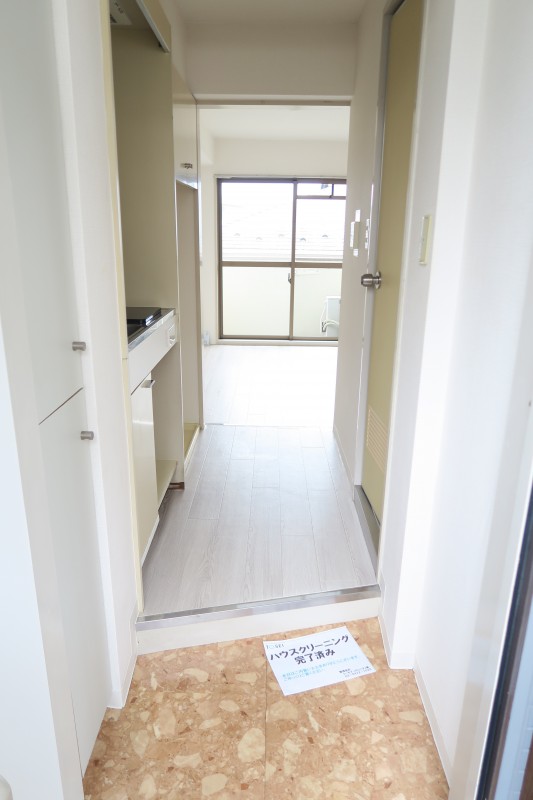 エムズフォレスト3階 玄関