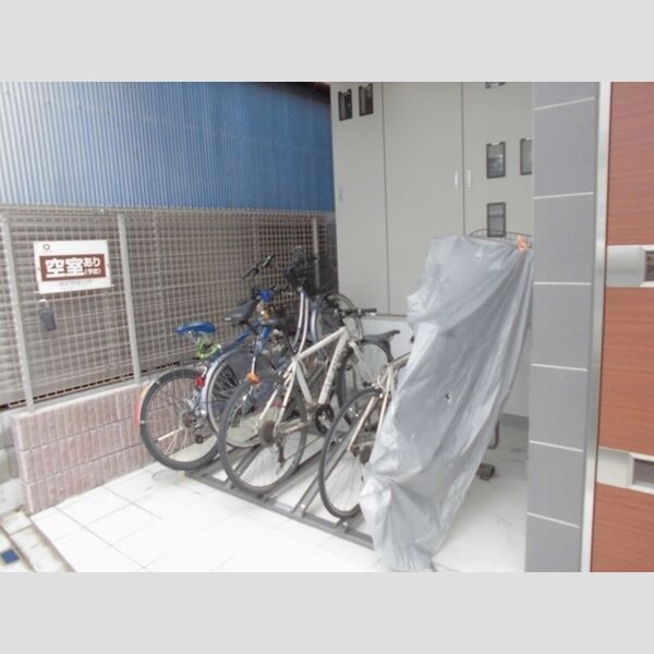 ドゥマン・エスポワール 駐輪場