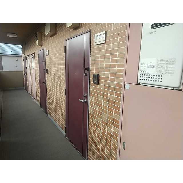 リュミエ府中203号室 玄関