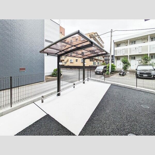 グリシーヌ 周辺