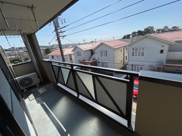 ルミナス原宿301号室 ベランダ