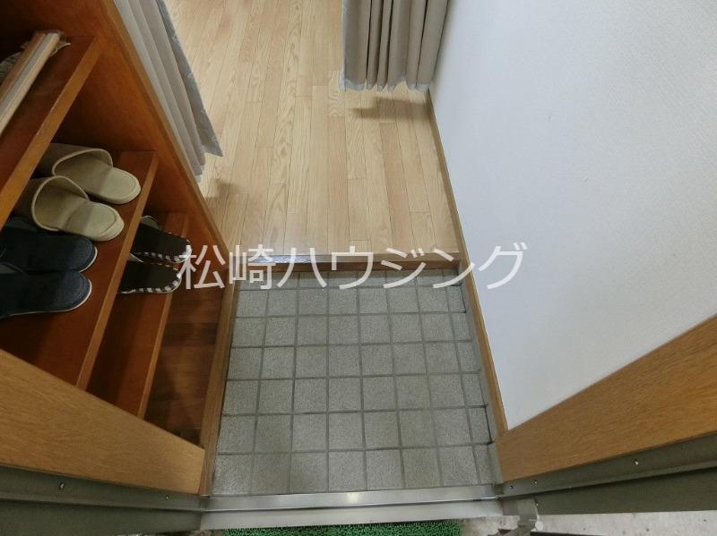 藤永方 玄関