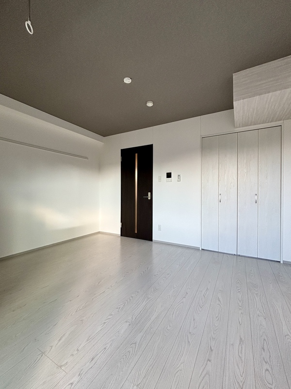 LOC'S WADAMACHI 302号室の写真となります