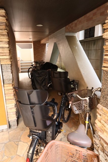 エルサンタフェ渋谷5階 駐輪場