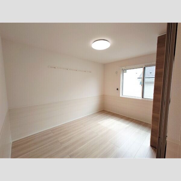 パレス・ポルテボヌール203号室 洋室6帖