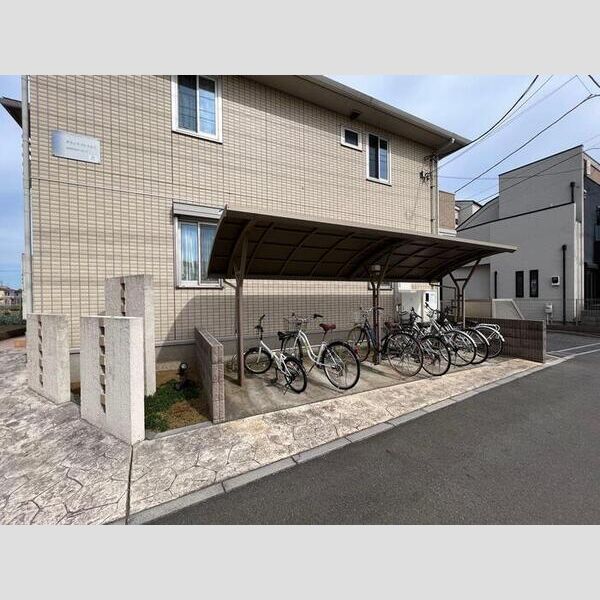 グランドソレイユ　Ⅰ 1　駐輪場