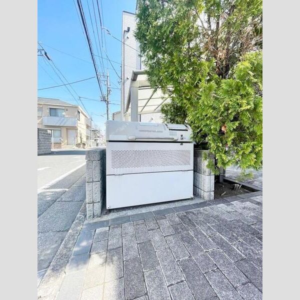 J・Court ゴミストッカー