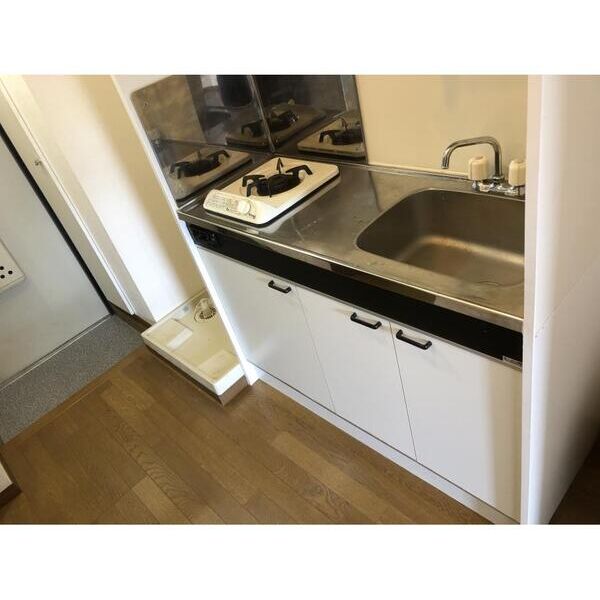 エステートピア黒沢II107号室 同建物別部屋の参考画像