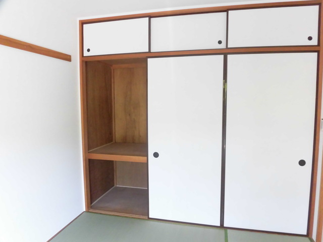 クレール綱島西 収納