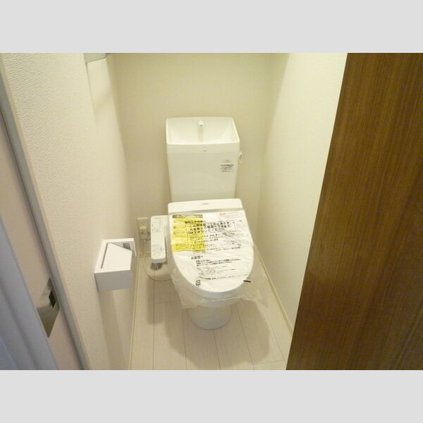 ソレイユファミール　ソレイユ103号室 トイレ