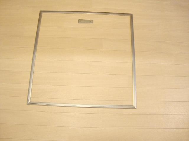 パル・クレシア 床下収納