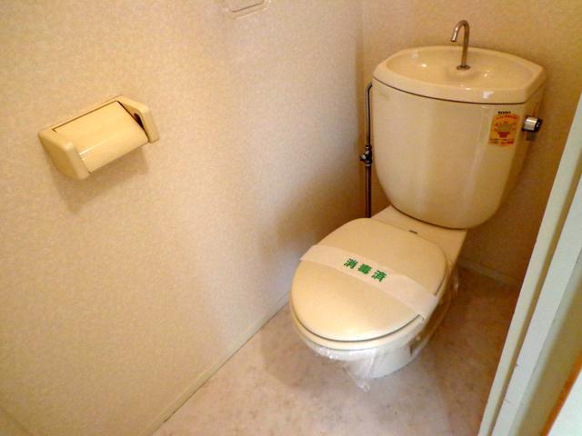 ヴィラ・サンポート3階 トイレ