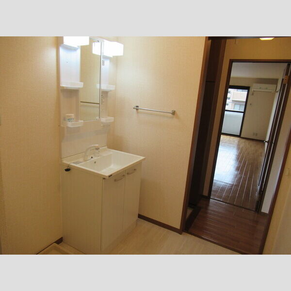 ファミール千葉寺203号室 洗髪洗面化粧台