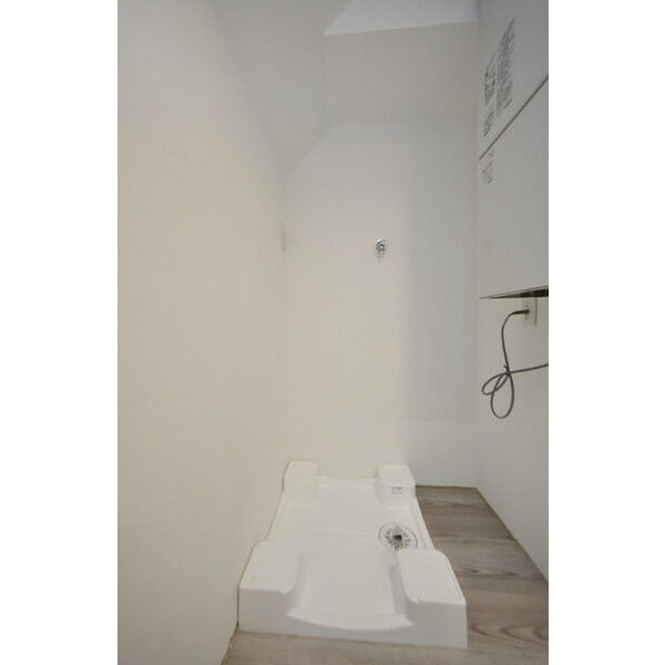 ウィロー板橋本町0401号室 洗濯機置場