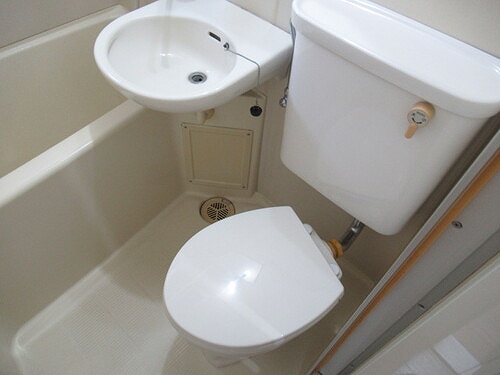 ライオンズマンション武蔵新城駅前 トイレ／３点ユニットバス