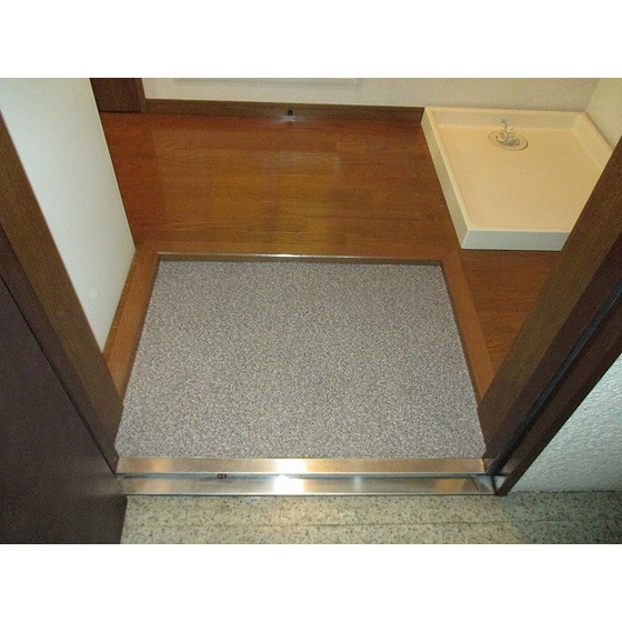 クレール野沢 玄関