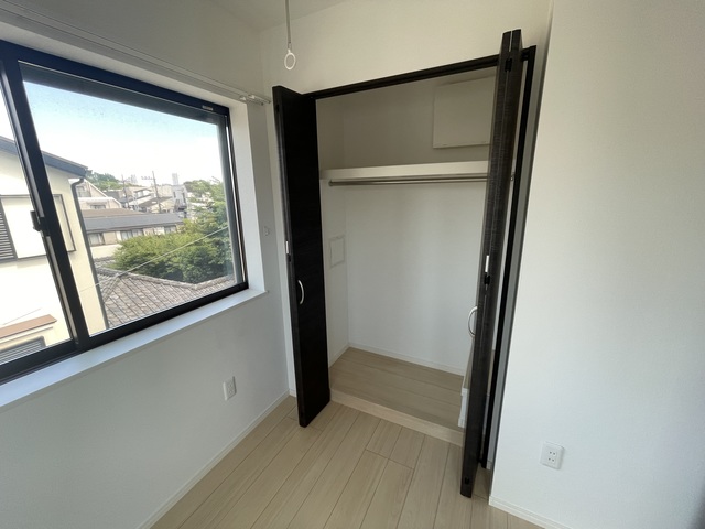 カーサ新高円寺 収納