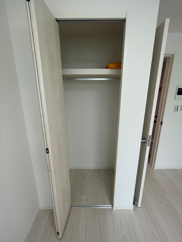 丘の上のフルール2階 収納