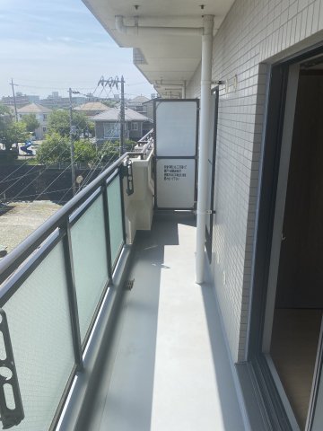 サニークレスト港南 バルコニー