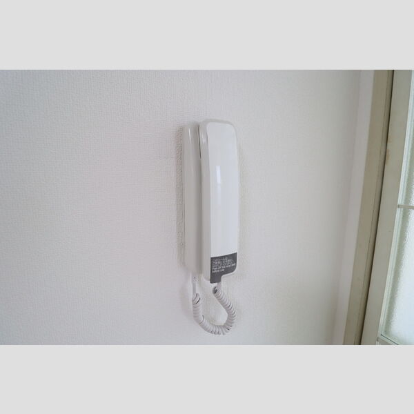 メゾンフェール105号室 インターホン