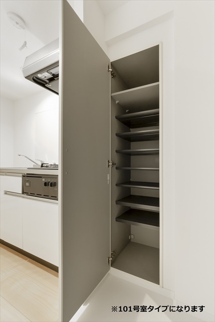 Ｌａ　ｆｌｏｒｅ1階 玄関