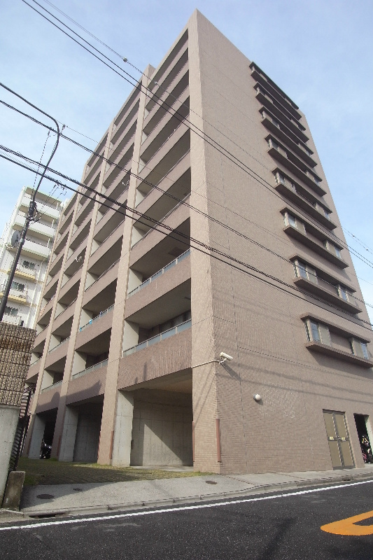 ロングエイトⅢ3階 外観