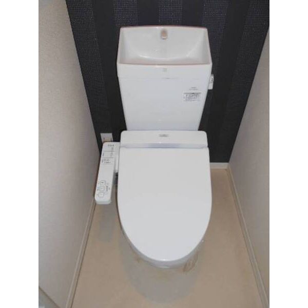 ウイングガーデンB棟 トイレ