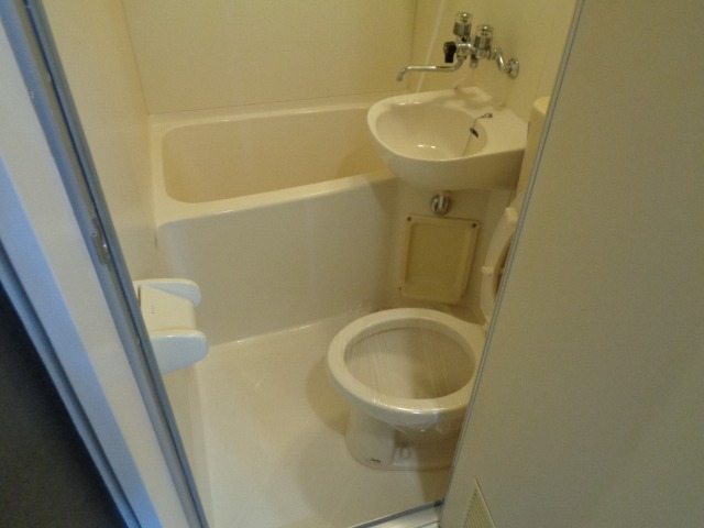 ローズアパート(Q-054D) バス