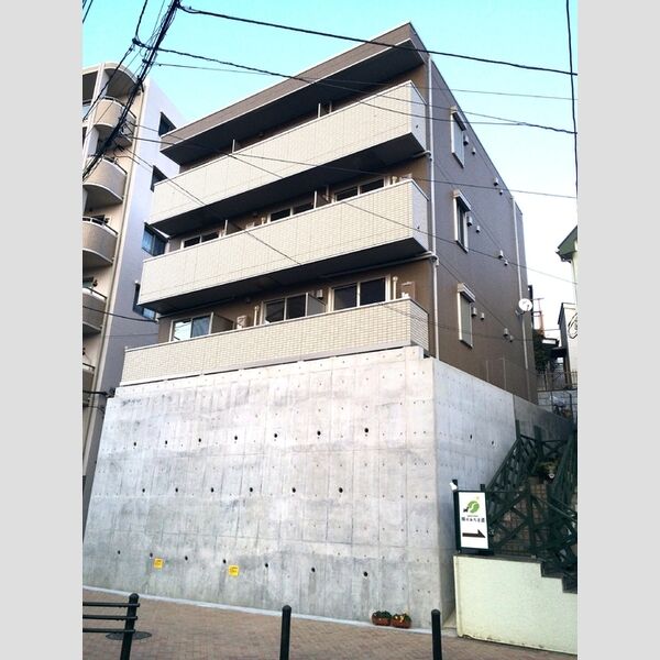 サニークレスト202号室 外観
