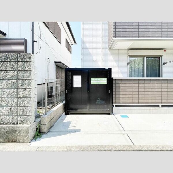 エムスクエア205号室 ゴミ置き場